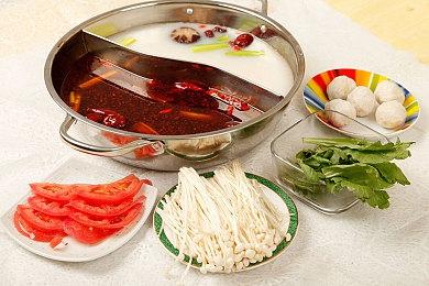 “SEGA十二月精选促销”开跑，《人中之龙８》限时特惠！